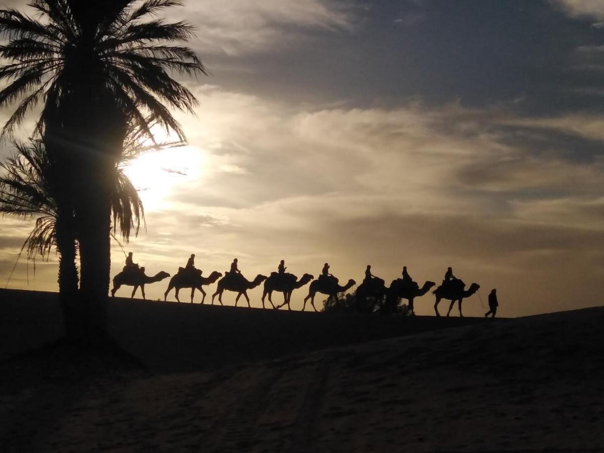 Riad Amar เมอร์ซูกา ภายนอก รูปภาพ