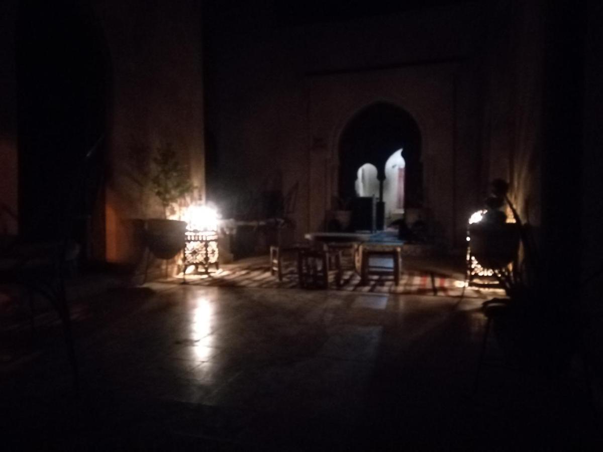 Riad Amar เมอร์ซูกา ภายนอก รูปภาพ