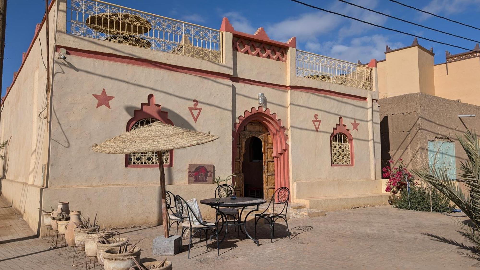 Riad Amar เมอร์ซูกา ภายนอก รูปภาพ